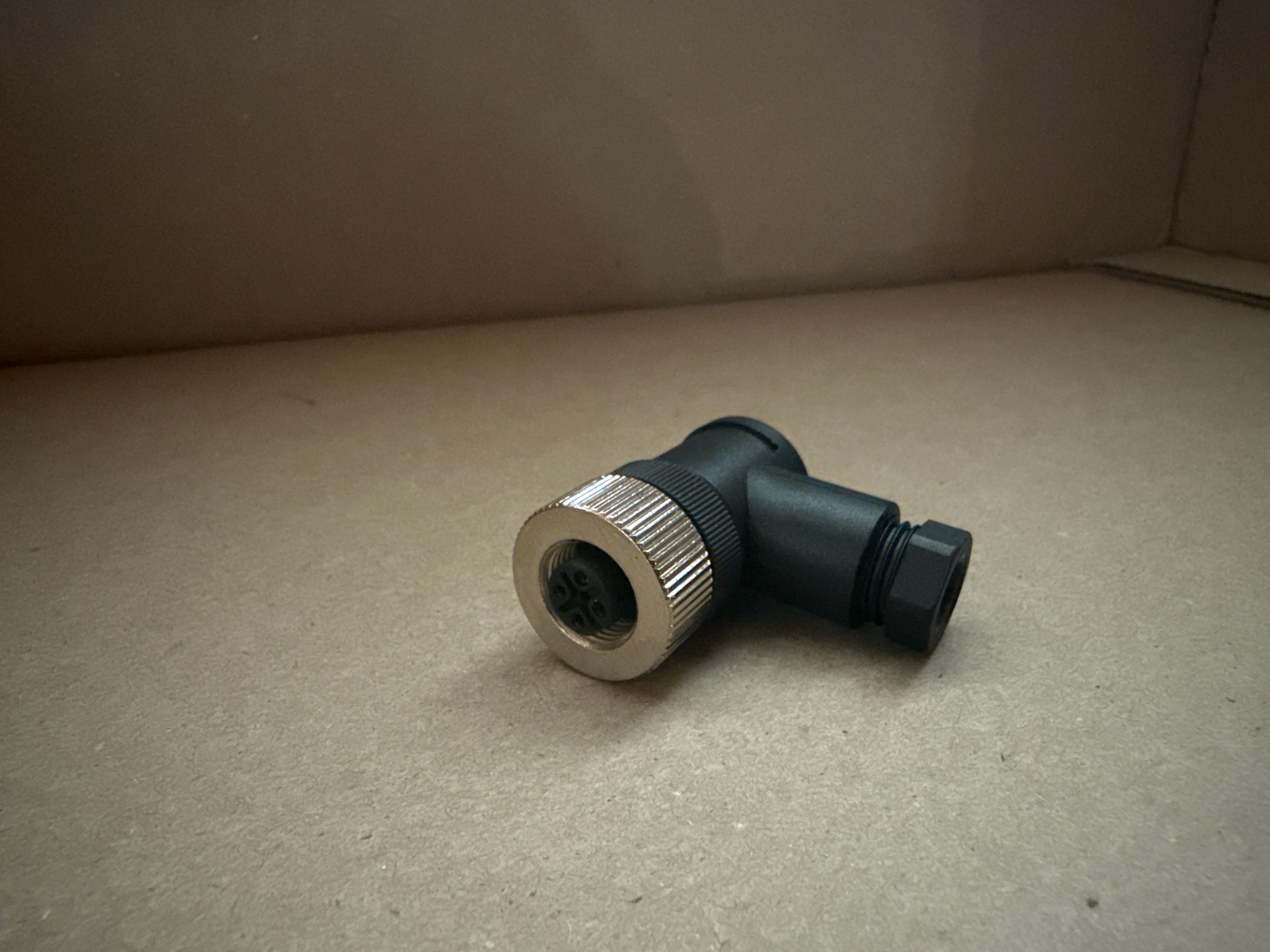 Connecteur Fem 5 pins M12  90 deg